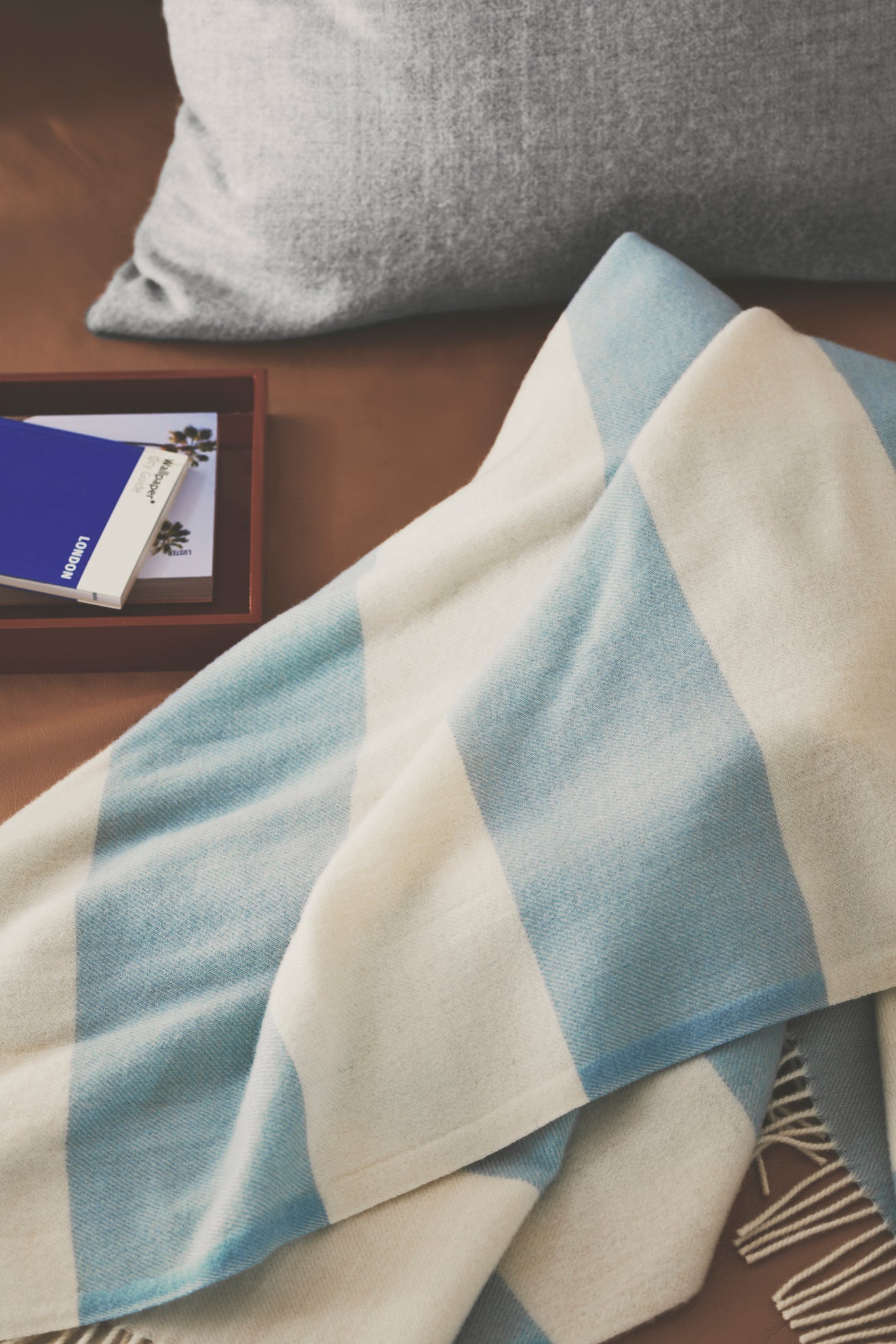 Silkeborg Uldspinderi ApS The Sweater 130x190 cm Throw 05324 Blue