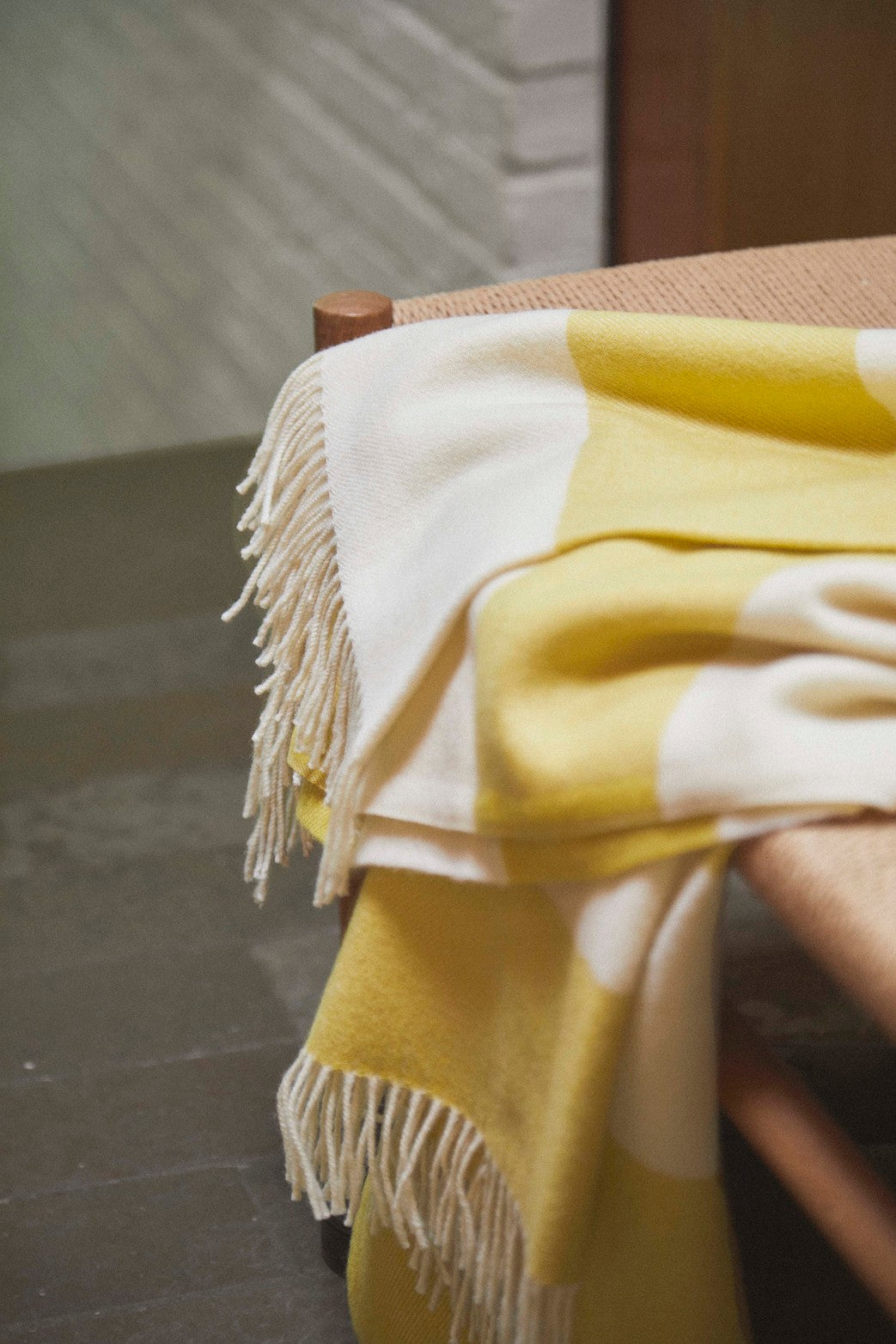Silkeborg Uldspinderi ApS The Sweater 130x190 cm Throw 08007 Golden Yellow