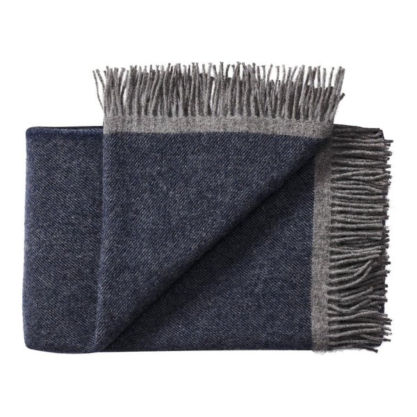 Silkeborg Uldspinderi ApS Alrø 140x240 cm Throw 00828 Grey Navy