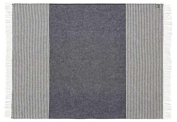 Silkeborg Uldspinderi ApS Bogø 140x240 cm Throw 00183 Sailor Blue