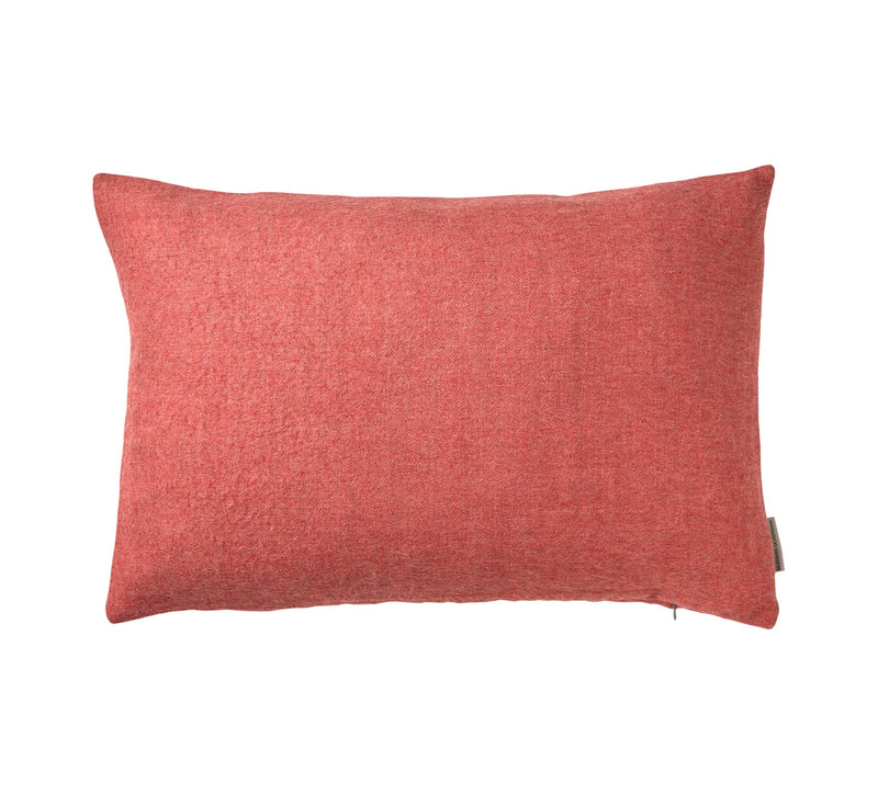 Silkeborg Uldspinderi ApS Cusco Pude 60x40 cm Cushion 2675 Sparkling Red