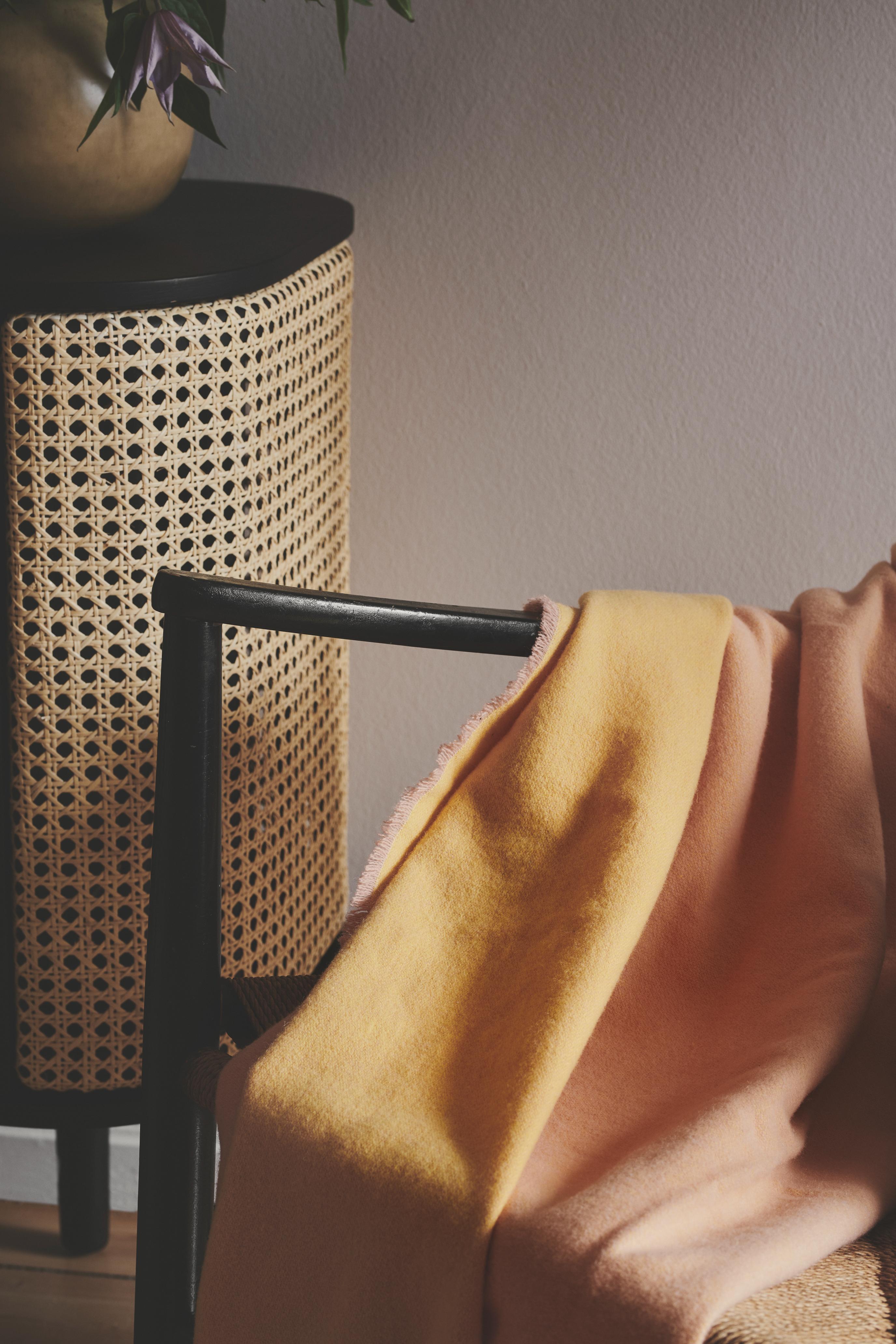 Silkeborg Uldspinderi ApS Franja 170x140 cm Throw 1231 - Butter Peach
