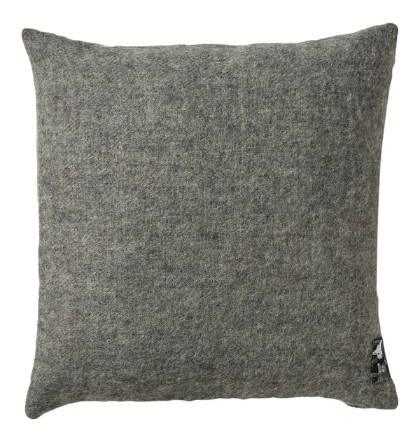 Silkeborg Uldspinderi ApS Gotland Cushion 40x40 cm Cushion 00116 Dark Nordic Grey