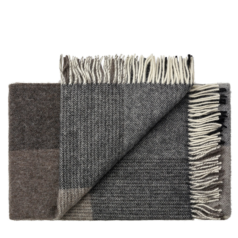 Silkeborg Uldspinderi ApS Oxford 140x240 cm Throw 05304 Dark Grey