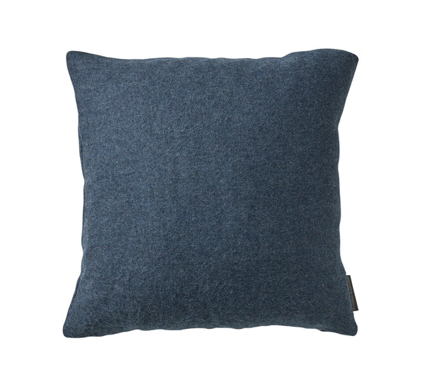 Silkeborg Uldspinderi ApS Cusco Pude 40x40 cm Cushion 0726 Denim Blue