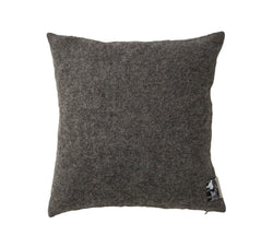 Silkeborg Uldspinderi ApS Gotland Pude 40x40 cm Cushion 0116 Dark Nordic Grey
